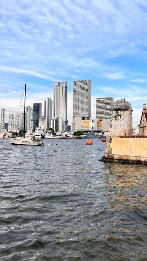 FUN BIKE RIDE WITH LUNCH AT ANTHONY BOURDAIN FAVORITE SPOT - The guides make the difference