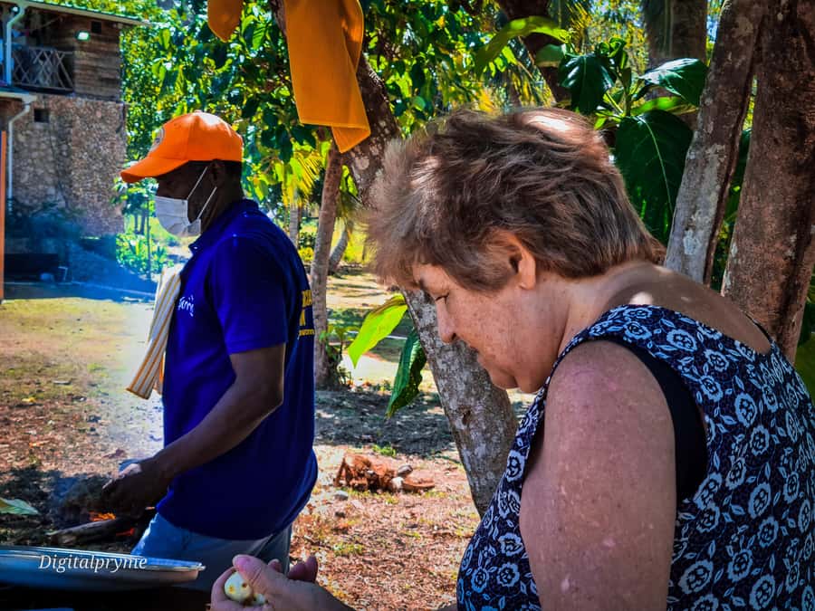 Gastronomic and musical experiences in San Andres Rondontour - Dumpling, breadfruit, and the texture of island cooking