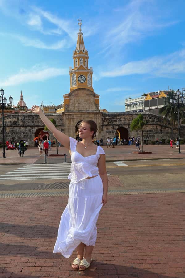 Gastronomic tour and professional photos in the old city - A first taste of Cartagena’s everyday food