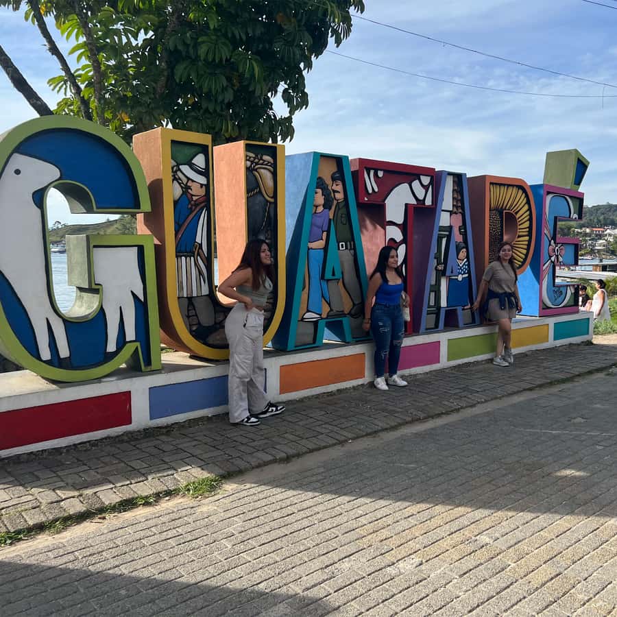 Guatapé & Peñol Rock Day Group Tour - El Nuevo Peñol explains the region’s changes
