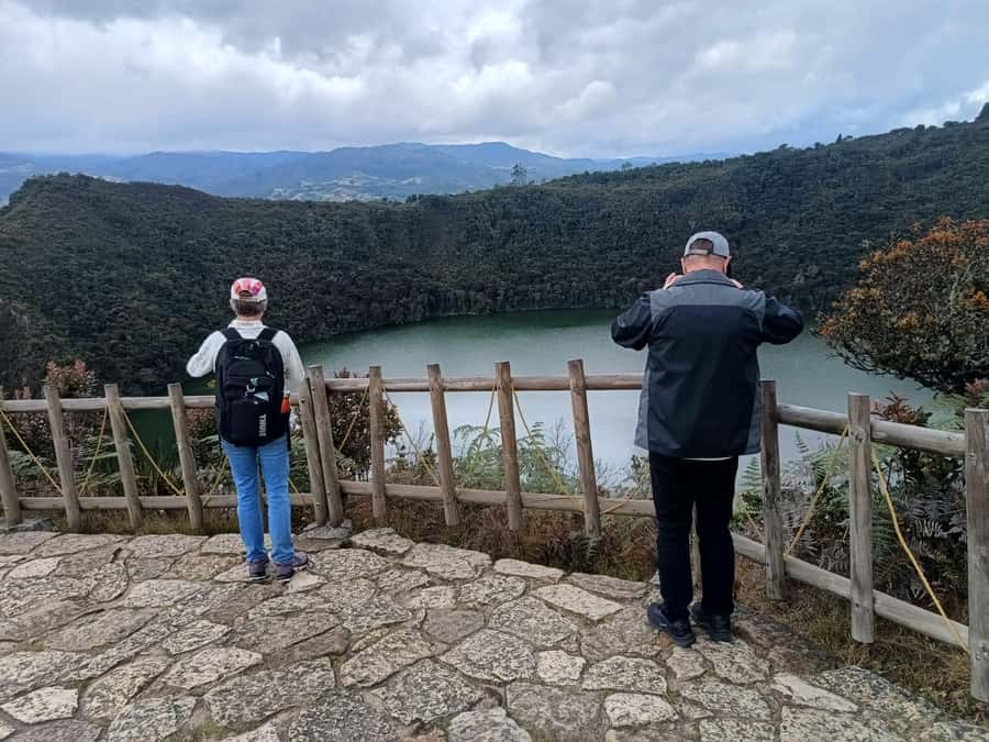 Guatavita Lagoon + Casa loca + Pueblo+ Salt Cathedral - Transport, timing, and group size