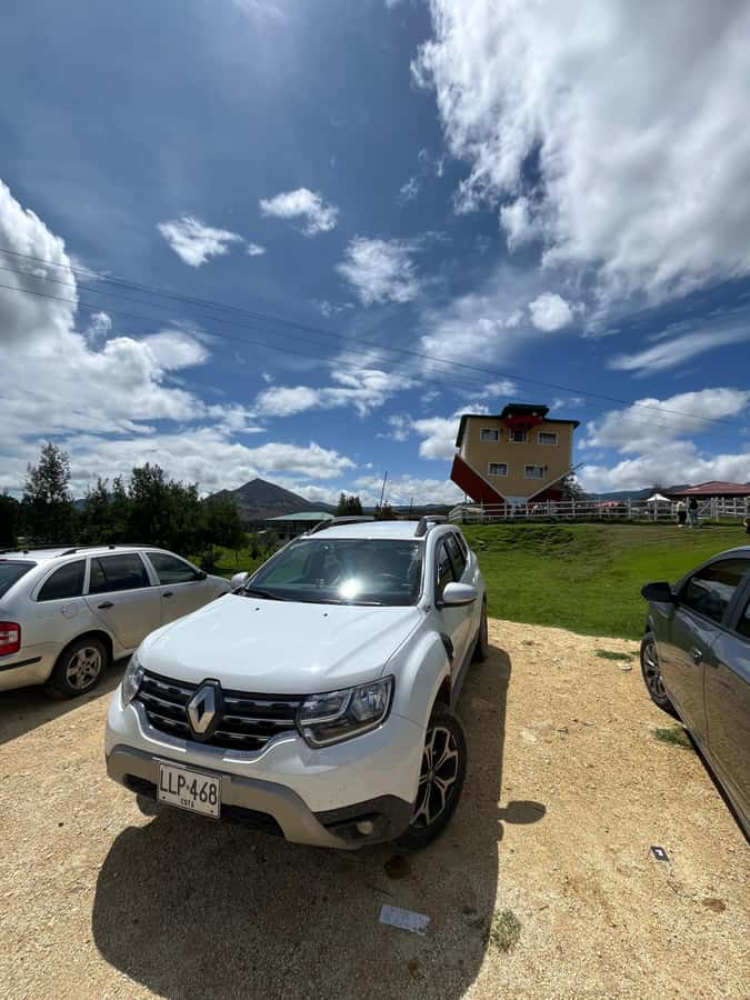 Guatavita: Tour to Guatavita Lagoon, the Village and Casa Loca - Key reasons to consider this Guatavita tour