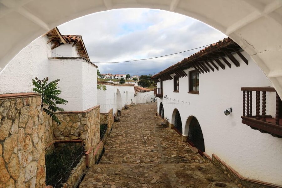 Guatavita: Tour to Guatavita Lagoon, the Village and Casa Loca - The wonderfully strange Casa Loca