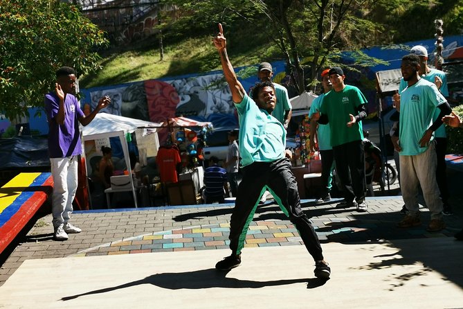 History and Street Art Tour in Comuna 13 - Meeting at 10:00 am in San Javier