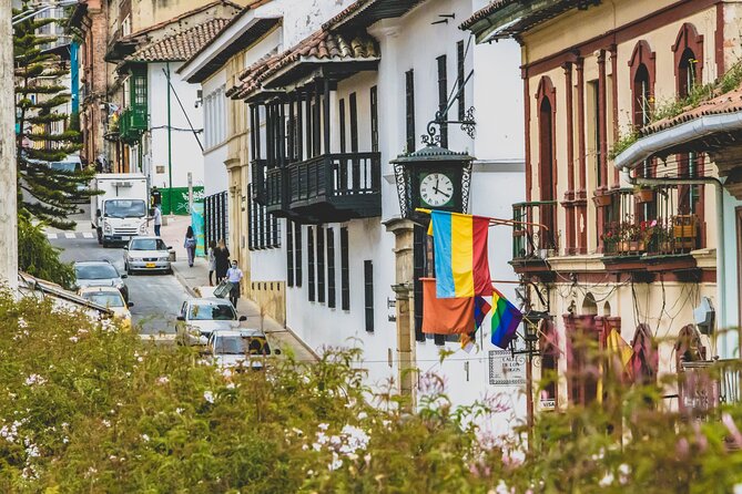La Candelaria Walking Private Tour (3 Hrs.) - Meeting at the Gold Museum
