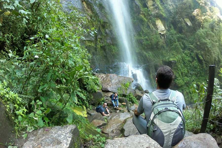 La Chorrera and Chiflon Waterfalls Private Hike Tour - El Chiflón: A 55-Meter Warm-Up