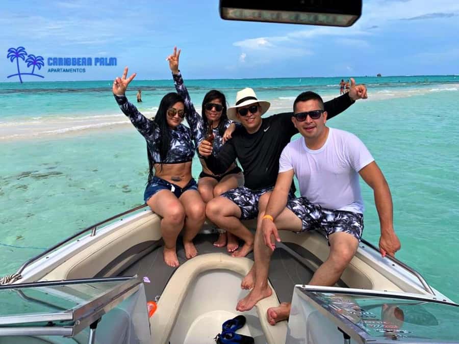 Luxury private tour boat 6 in 1 - Leaving from the Police Dock
