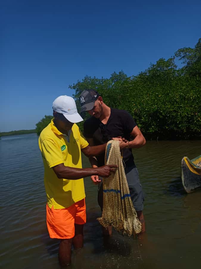 Mangroves, cultural fishing, black heritage town and lunch - Leaving Cartagena for La Boquilla