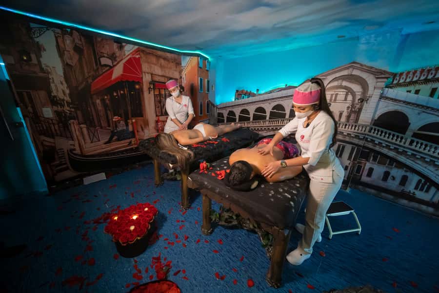 MedelIín: Full Body Massage and Water Therapy Experience - Is $215 per person fair value?