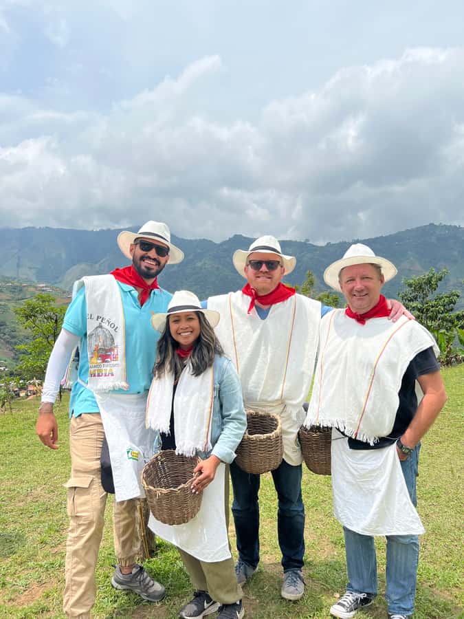 Medellín: Coffee Tour Experience at a Coffee Farm - The drive from Medellín to a traditional farm