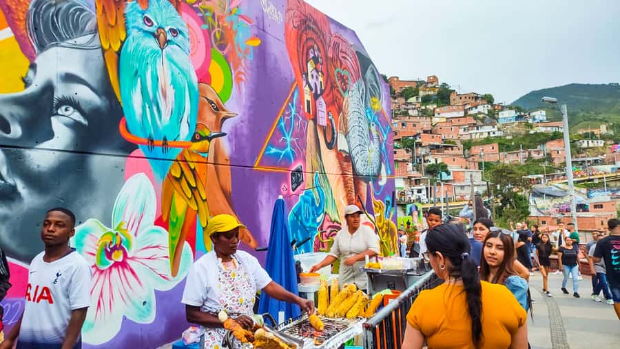 Medellin: Comuna 13 Graffiti Tour, Cable Car & Street Food - The climb: beautiful, energetic, and not effortless