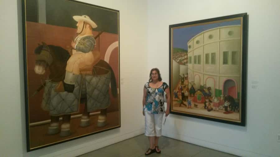 Medellín: Cultural City & Museum Tour - Who should book this cultural tour?