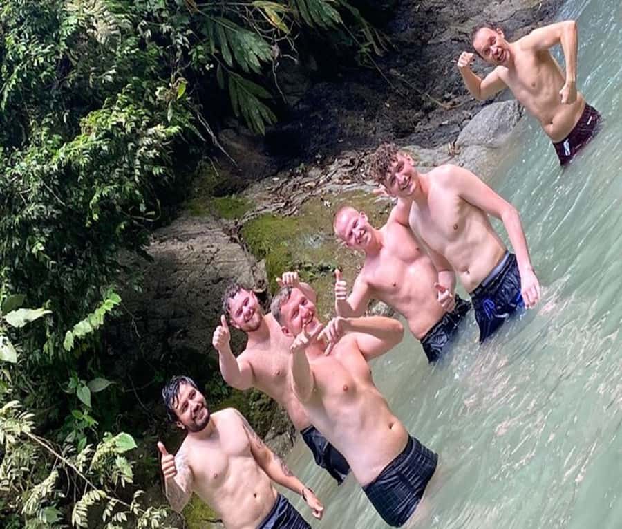 Medellín: Full-Day Mountain Bike Tour with Lunch - Waterfalls, river paths, and a cold beer