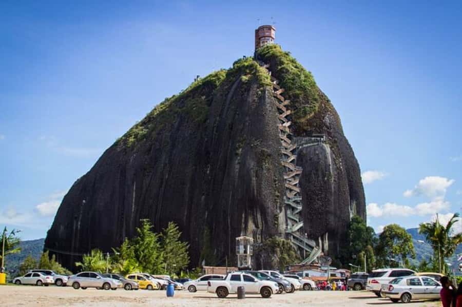 Medellin: Guatape and El Penol Rock Day Trip with Boat Ride - Five things to know before you book