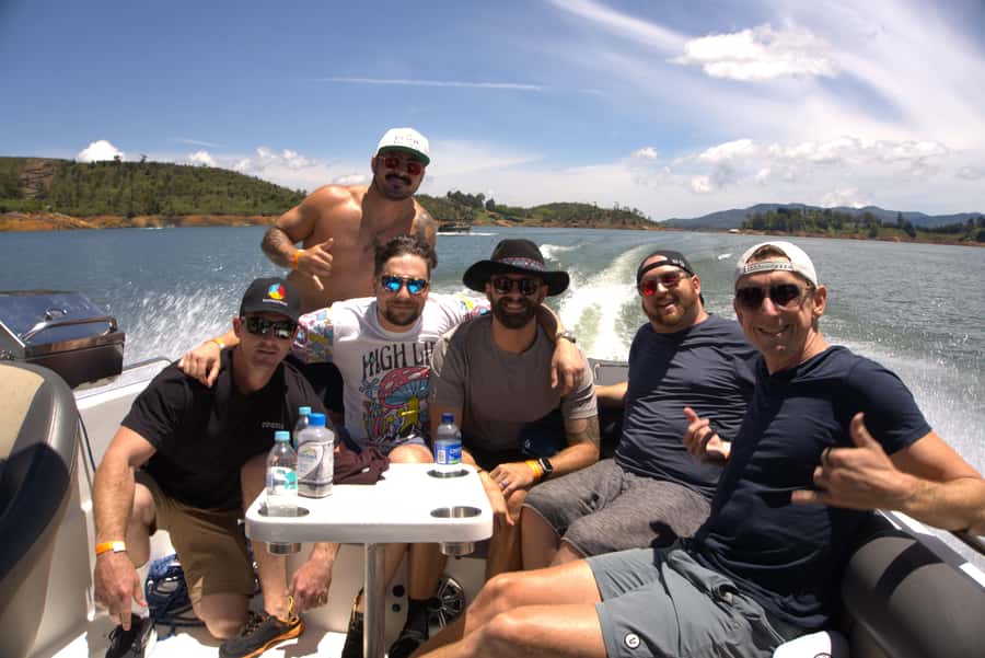 Medellín: Guatapé Private Tour with Helicopter & Boat Ride - The helicopter flight over Guatapé Lake