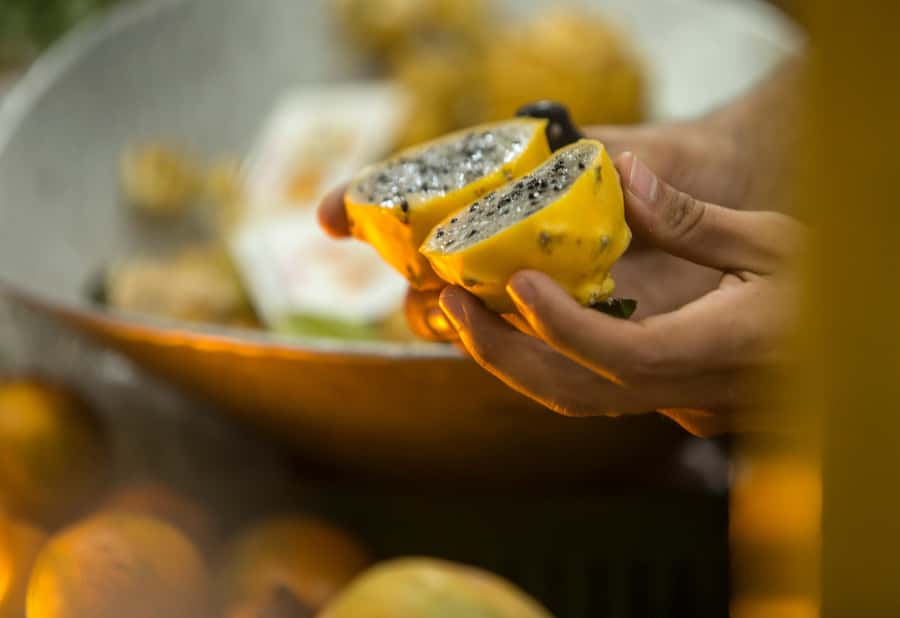 Medellín: Guided Exotic Fruits Tour - Why Minorista Market makes this tour different