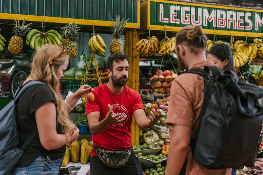 Medellín: Guided Exotic Fruits Tour - What the guides do best
