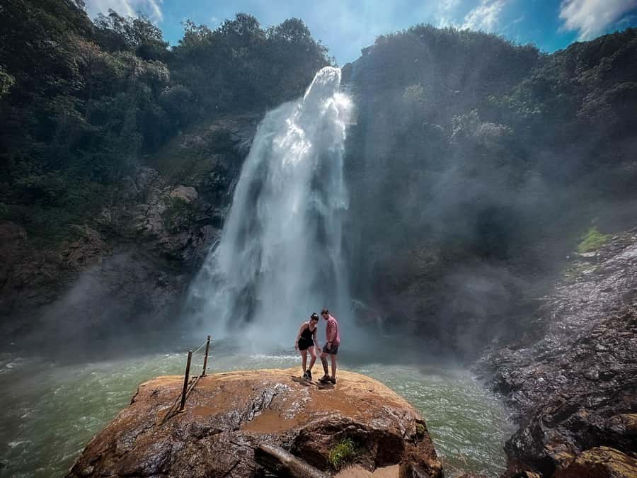 Medellín: Highest Zipline of Colombia Over Waterfalls - What the $160 price really covers