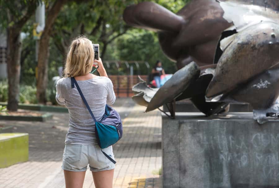 Medellin Historic Walking Tour - Starting at Alpujarra and reading the city