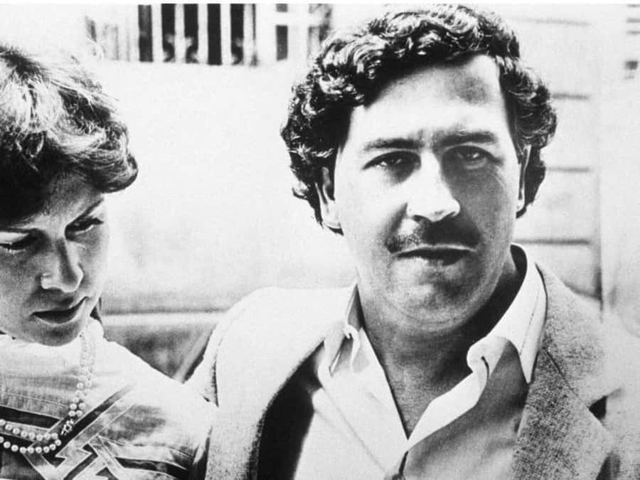 Medellín: Pablo Escobar Tour with beer included - Key points before you book