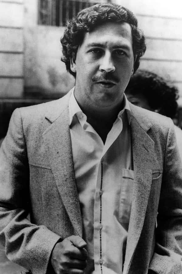 Medellín: Pablo Escobar Tour with beer included - Why this Medellín history tour is worth your time