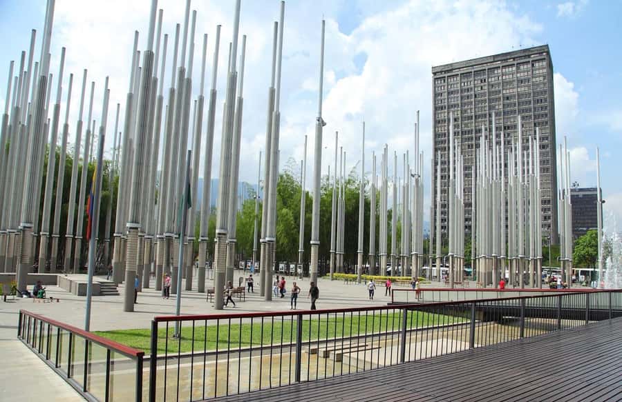 Medellín: Private City Tour and Comuna 13 Tour - Is $104 Per Person a Fair Price?