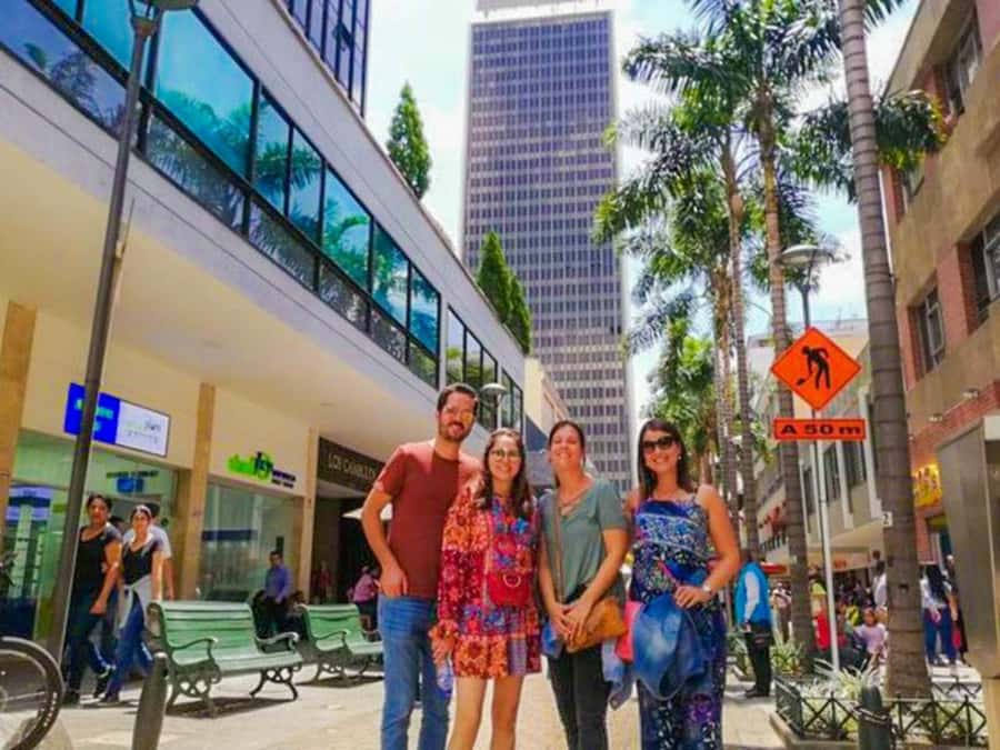 Medellín: Private City Tour and Comuna 13 Tour - Plaza Botero and the City Center