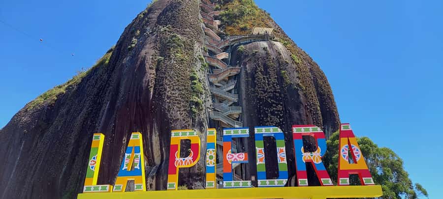 Medellín: Private Guatapé Tour w/ Breakfast, Lunch & Cruise - Weather, clothes, and practical limits