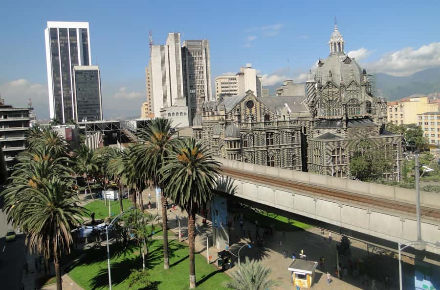 Medellín: Private Pablo Escobar and City Tour - Starting at 9 am: A Useful First Look at Medellín