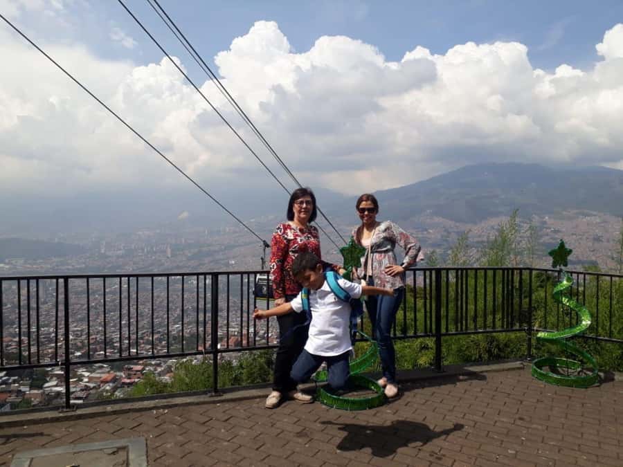 Medellín: Private Pablo Escobar and City Tour - Riding Medellín’s Metro Through the Valley