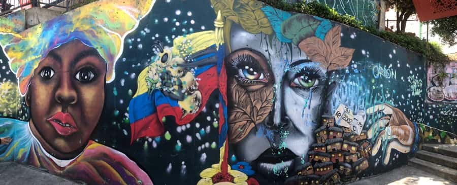 Medellín: Private Pablo Escobar and Comuna 13 Tour - Is $81 per person a fair price?