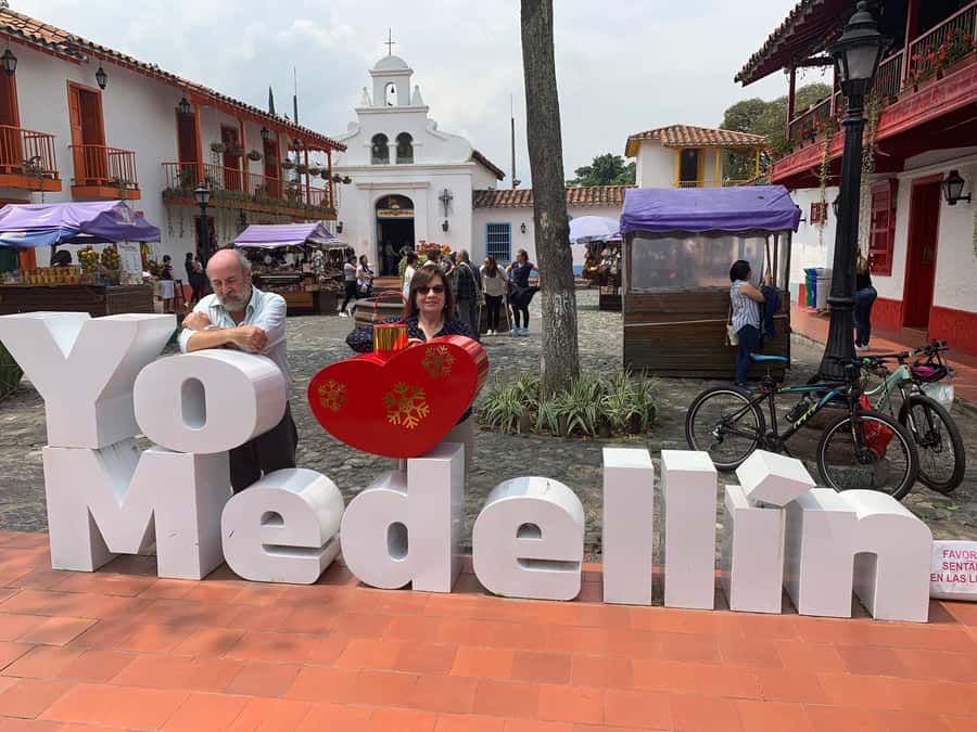 Medellín: Private Pablo Escobar Tour with Cable Car Ride - Montesacro Cemetery and the public face of Escobar’s legacy