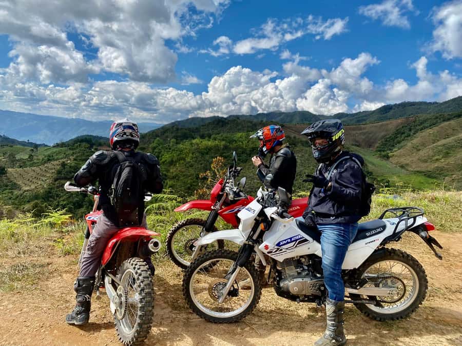 Off-road motorcycle adventure through the Medellín mountains - Key details before you twist the throttle