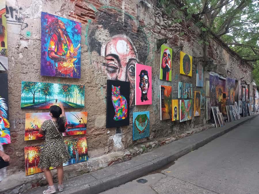 Old City Cartagena Private Tour - Colonial streets, the Cathedral, and the Emerald Exhibition