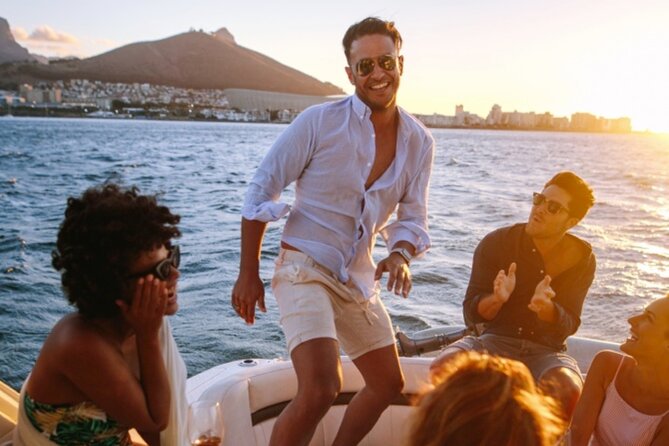 Open Bar Sunset Cruise in Catamaran or Speedboat (Best Deal) - Choosing between the speedboat and catamaran