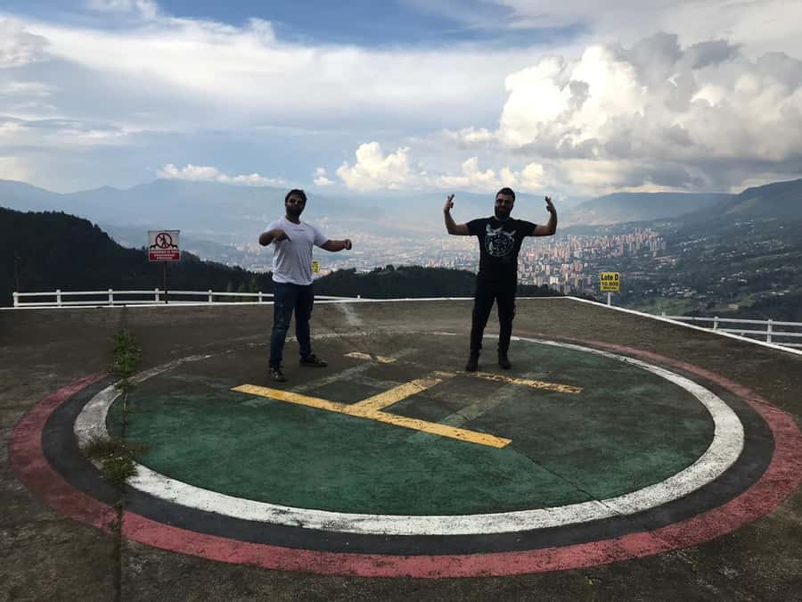 pablo, comuna 13 & cable car express tour - Who will enjoy this experience most?