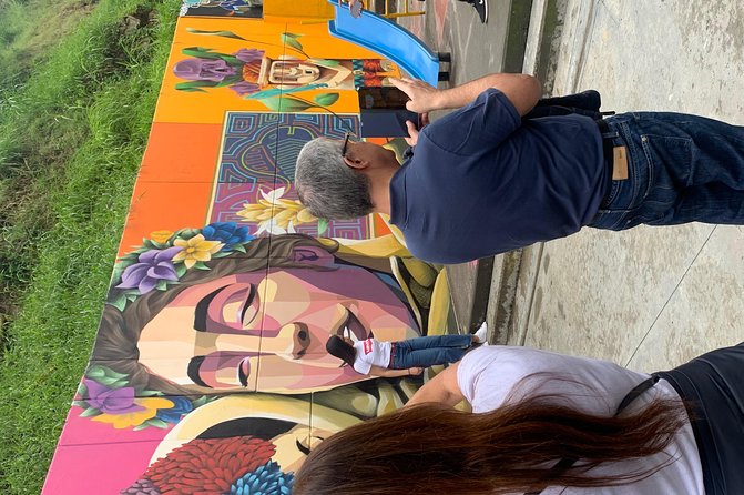 Pablo Escobar +Comuna13 tour - What this Medellín tour is really trying to do