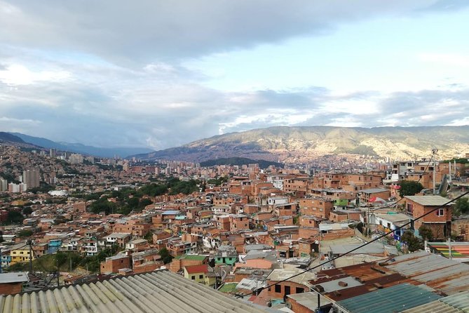 Pablo Escobar Tour And Comuna 13 - Comuna 13 in a separate two-hour visit