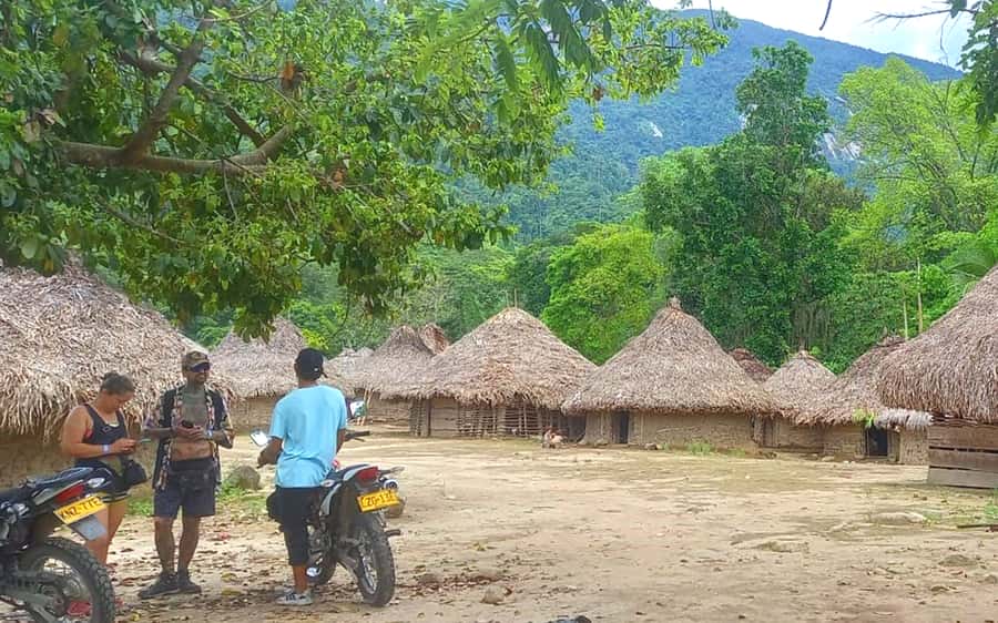 Palomino: Private Tour to Tungueka Indigenous Village - Cooling Off in Rio Ancho
