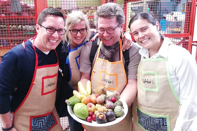 PALOQUEMAO MARKET FOOD TOUR. EXOTIC FRUIT. LOCAL SNACKS. /Min 2 pax - Why Paloquemao Makes a Better Food Lesson Than a Restaurant