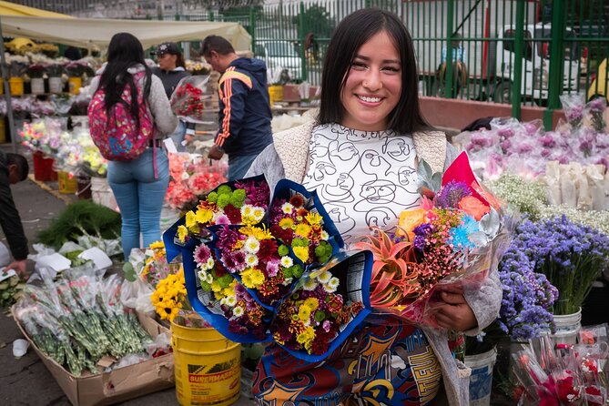 PALOQUEMAO MARKET FOOD TOUR. EXOTIC FRUIT. LOCAL SNACKS. /Min 2 pax - Is $69 Worth It for Three Hours?