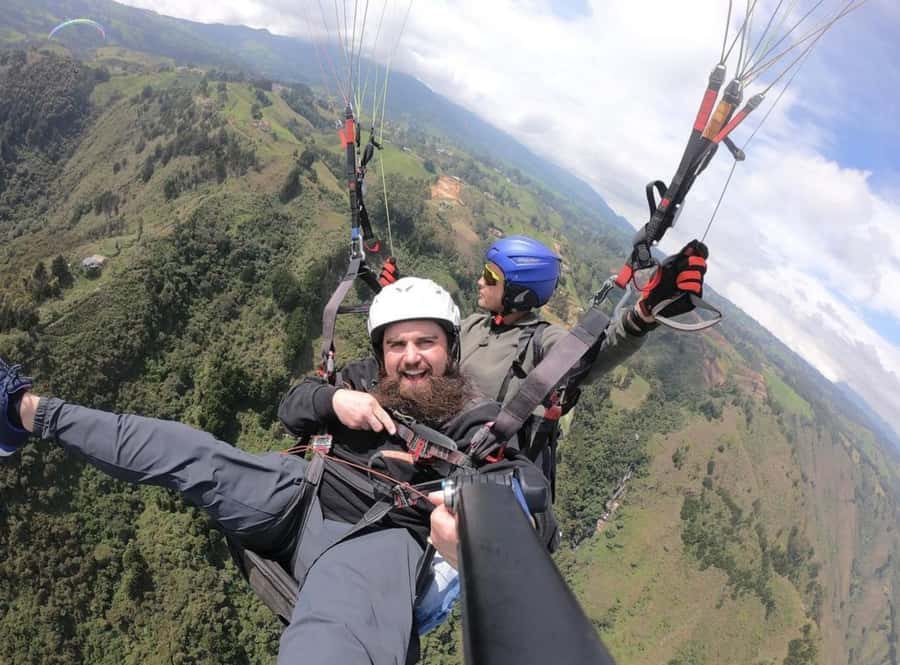 Paragliding Medellin with Transportation and free Videos - Leaving Medellín for San Felix at 10:00 AM