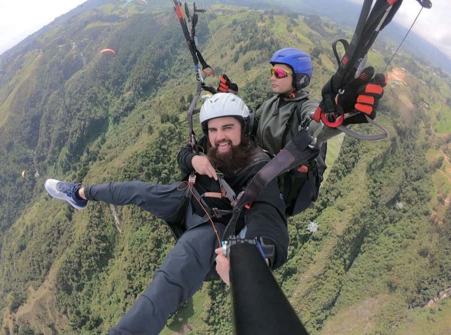 Paragliding Medellin with Transportation and free Videos - What the day feels like from start to finish