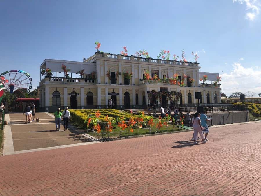 Parque del Café with Private Transportation and Tickets - The willys, farmhouse, and smaller discoveries