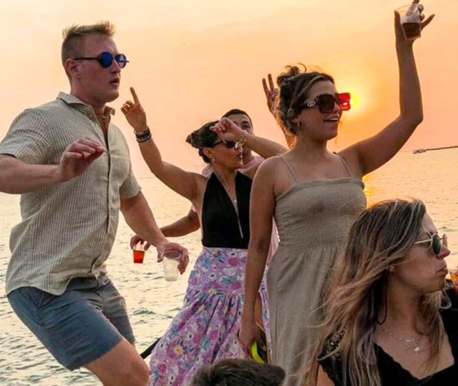 Party Boat in Cartagena Bay with NightClub Ticket - Key points to know before booking