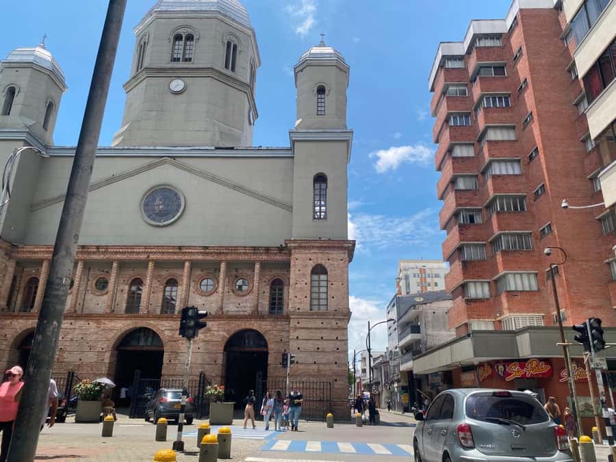 PEREIRA: PRIVATE TOUR OF MAIN SQUARES, HISTORICAL SITES + LOOKOUT POINT - What the $59 price includes