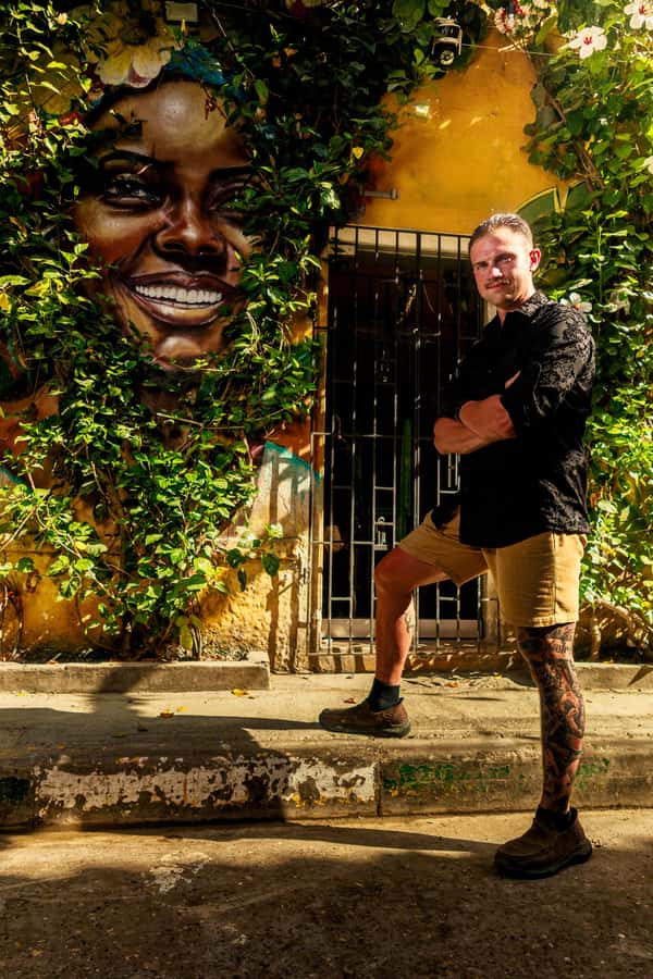 photo session through the streets of cartagena - The Finished Images and Online Gallery