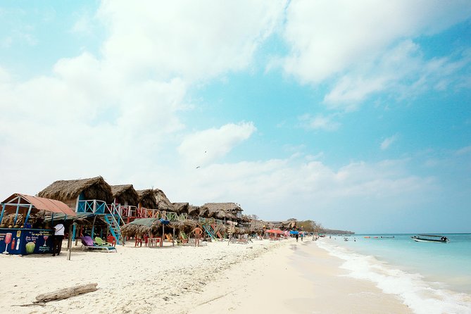 Playa Blanca in Baru Island - Vendors, boats, and the less polished side of the beach
