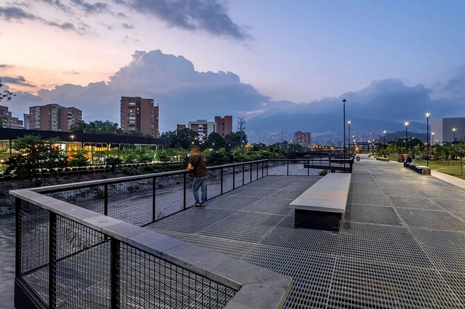 Private City Tour Medellin with Comuna 13 Tour - Pueblito Paisa and the Best View of the Day