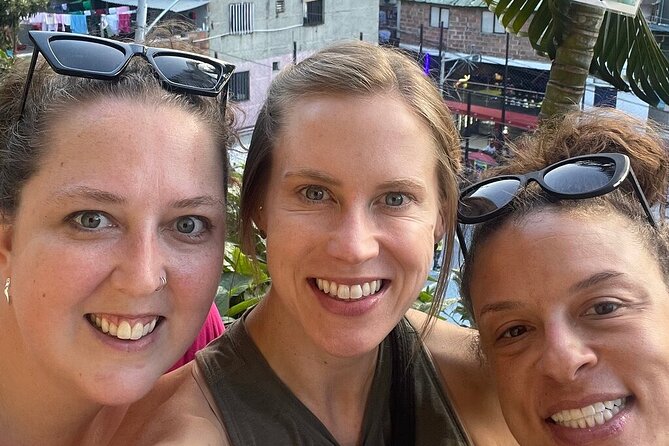 Private City Tour Medellin with Comuna 13 Tour - Two Hours in Comuna 13